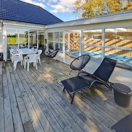 Dom wakacyjny Stunning In With Wifi Silkeborg